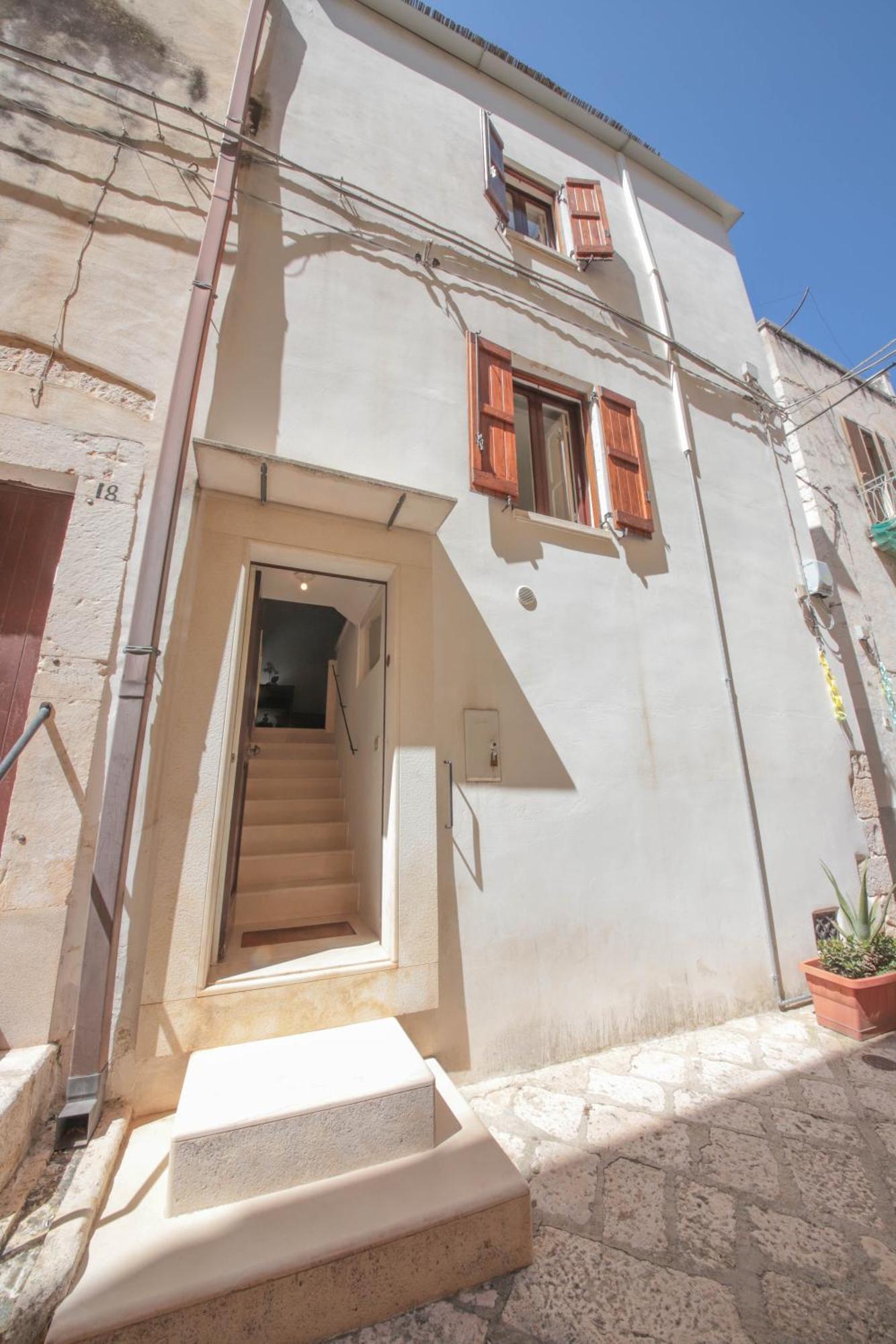 Alba Domus Villa กอนแวร์ซาโน ภายนอก รูปภาพ